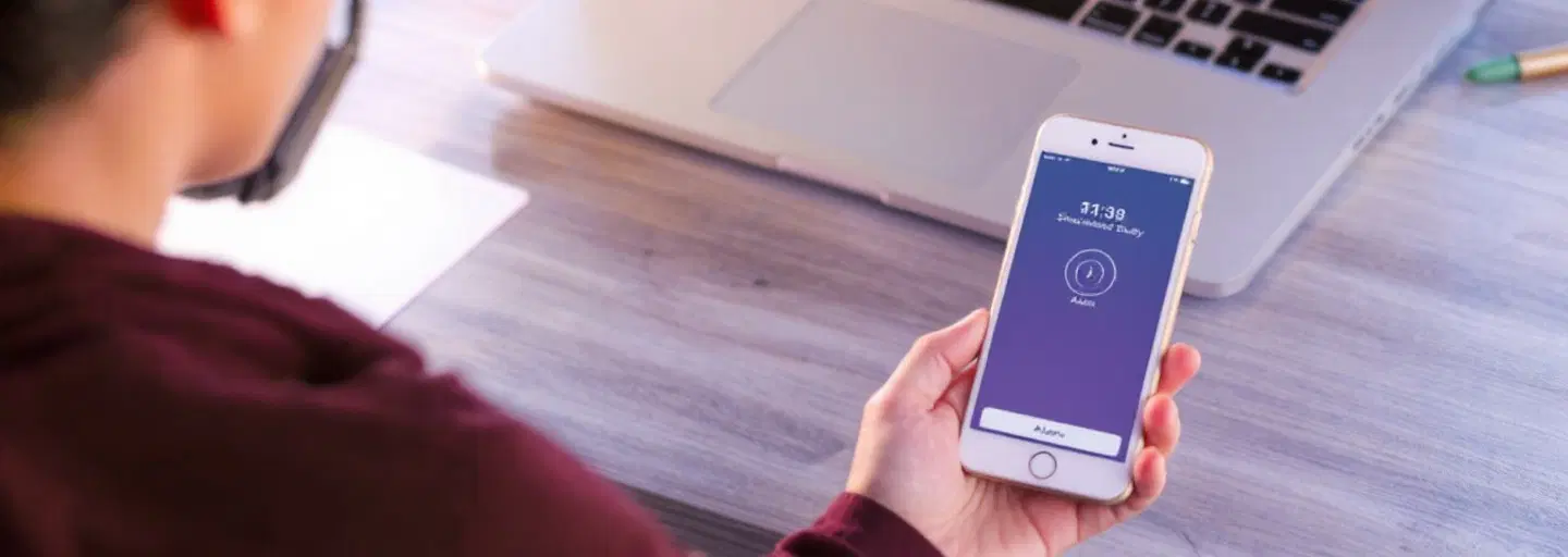 5 time management hacks for students using online alarms
